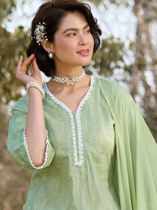 Women Ethnic Motifs Printed Regular Thread Work Pure Cotton Kurta with Patiala &amp;amp; With Dupatta