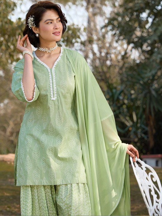 Women Ethnic Motifs Printed Regular Thread Work Pure Cotton Kurta with Patiala &amp;amp; With Dupatta