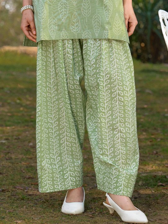 Women Ethnic Motifs Printed Regular Thread Work Pure Cotton Kurta with Patiala &amp;amp; With Dupatta