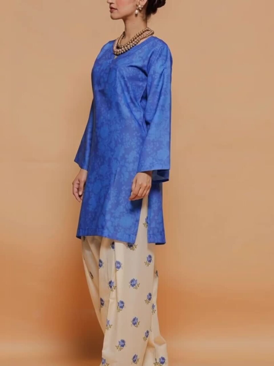 Floral Printed Kurta Trouser Set