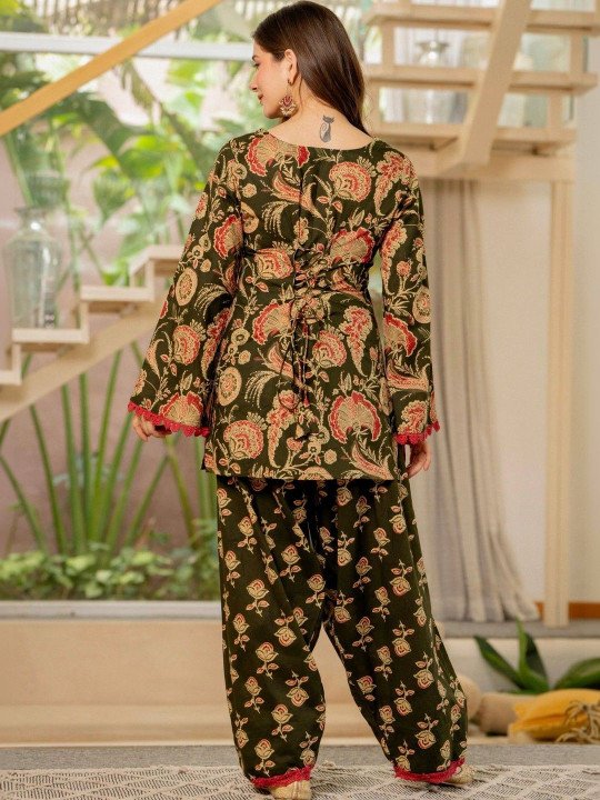 Women Floral Printed Regular Pure Cotton Kurta with Patiala &amp;amp; With Dupatta