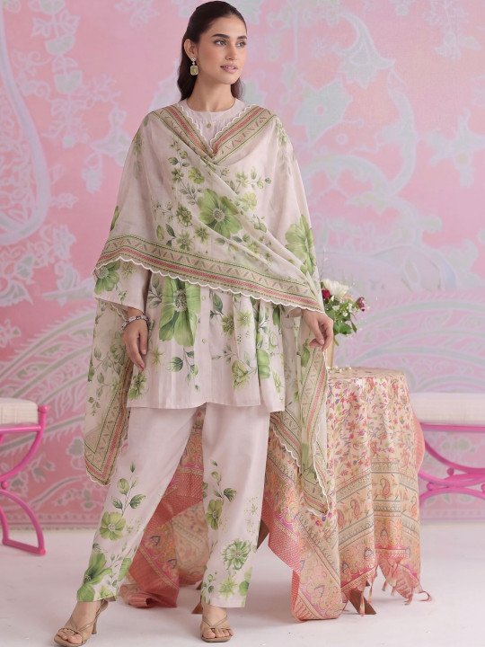 Women Floral Printed Regular Kurta with Palazzos &amp;amp; Dupatta