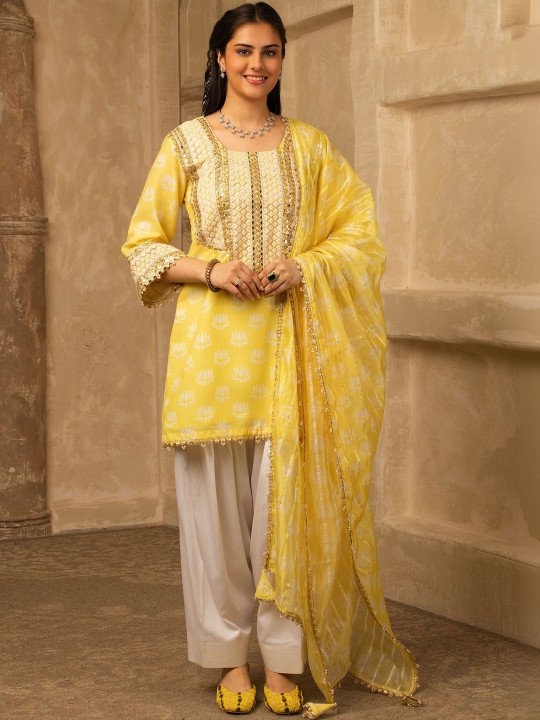 Women Ethnic Motifs Printed Regular Gotta Patti Kurta with Salwar &amp;amp; With Dupatta
