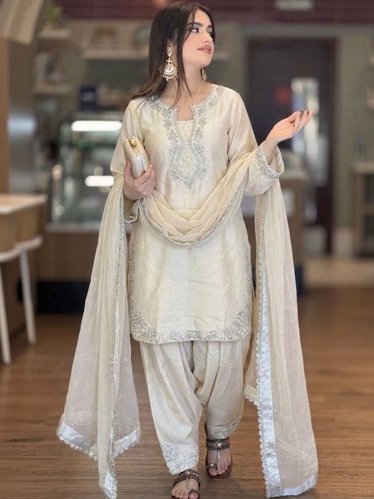 Ethnic Motifs Embroidered Thread Work Raw Silk Kurta with Patiala &amp;amp; Dupatta
