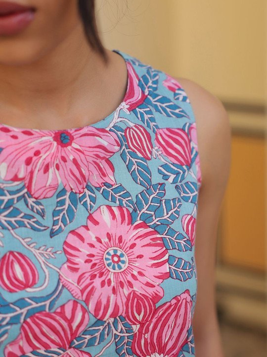 Women Floral Printed Regular Pure Cotton Kurta with Dhoti Pants