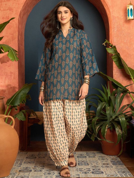 Women Linen Floral Print Summer Wear Short Kurti With Farshi Salwar Set