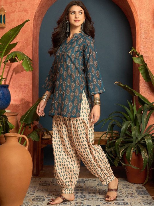 Women Linen Floral Print Summer Wear Short Kurti With Farshi Salwar Set