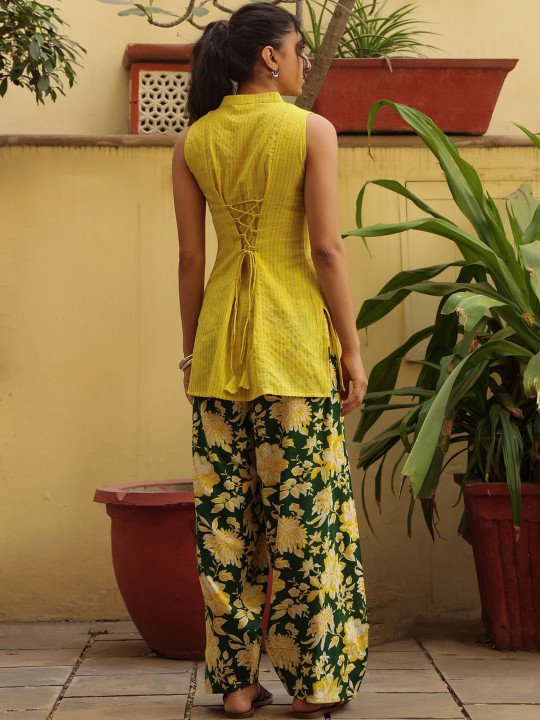 Women Floral Regular Pure Cotton Kurti with Palazzos