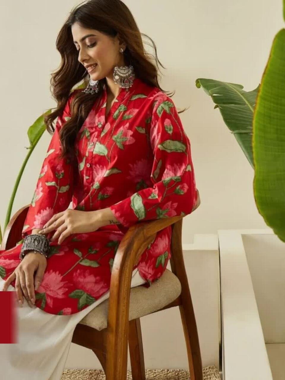 Women Floral Printed Regular Pure Cotton Kurta with Patiala