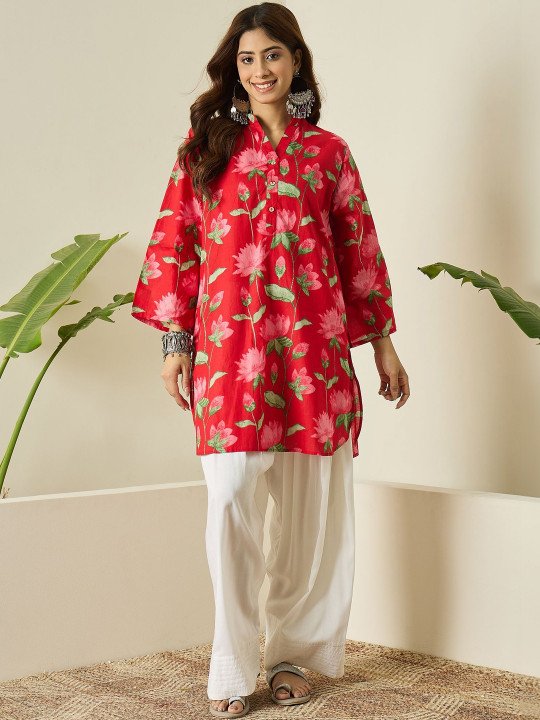 Women Floral Printed Regular Pure Cotton Kurta with Patiala