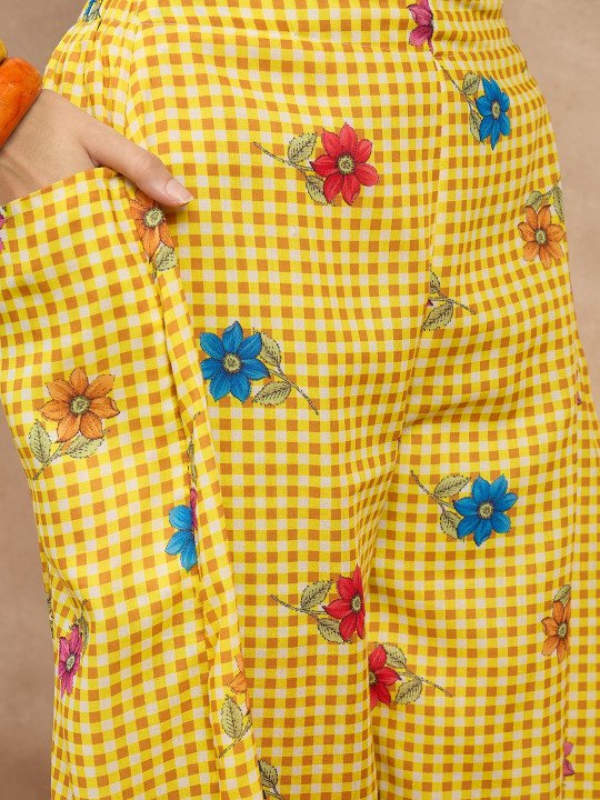 Women Floral Printed Regular Kurti with Patiala