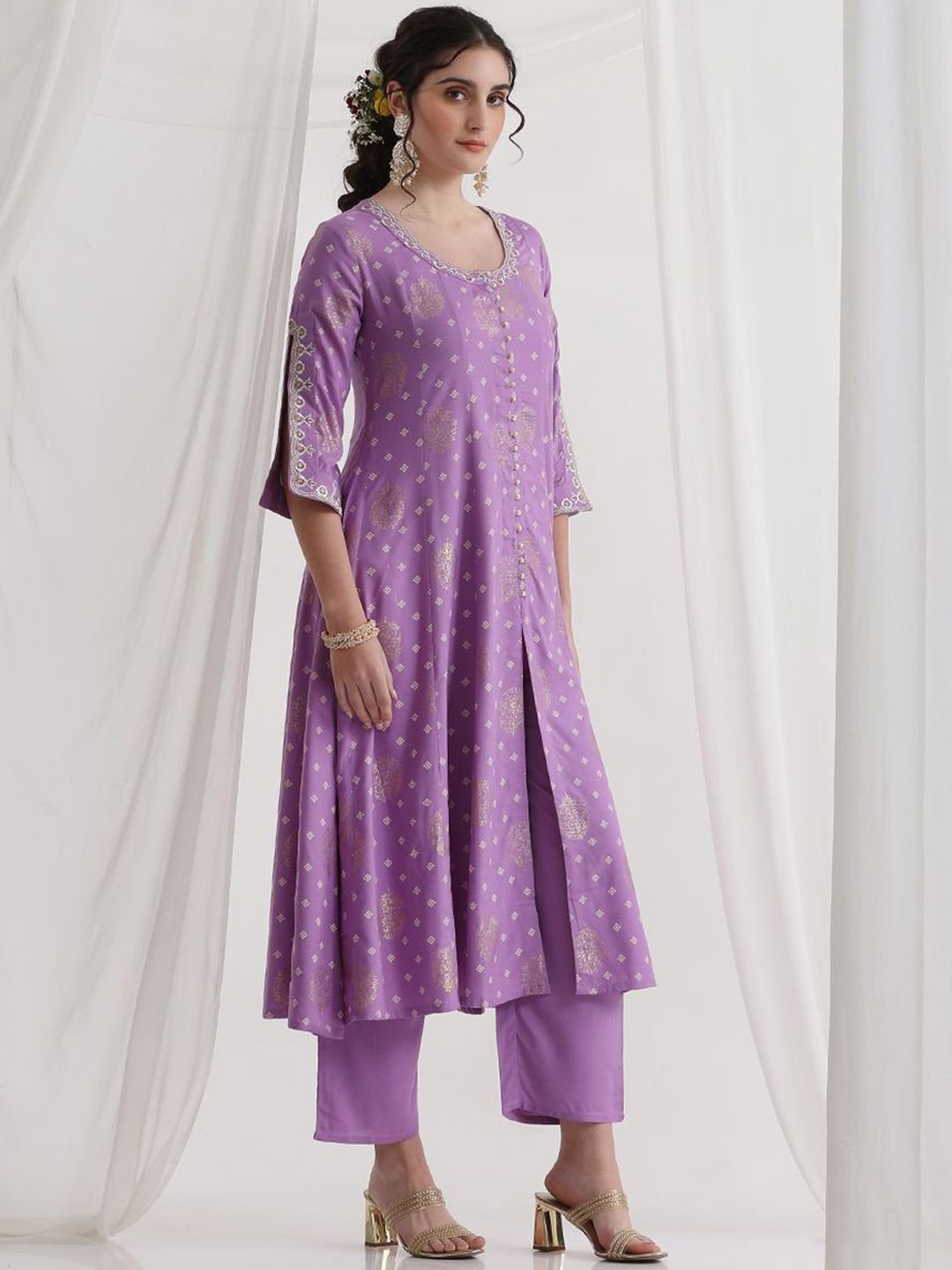 Floral Printed Round Neck Thread Work A-Line Kurta With Trousers &amp;amp; Dupatta