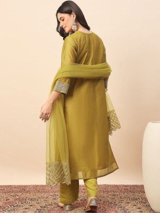 Pink and white embroidered kurta with trousers and dupatta  Kurta design: Ethnic motifs embroidered  Straight shape Regular style V-neck Three-quarter regular sleeves Thread work deteail Calf length with straight hem Silk blend machine weave fabric  Trousers design: Solid Trousers Elasticated waistband Zip closure Dupatta design: Embroidered dupatta  Taping border   Size &amp;amp; Fit The model (height 5&amp;#039;8&amp;quot;) is wearing a size M   Material &amp;amp; Care Kurta Fabric: Silk Blend Bottom Fabric: Silk Blend Dupatta Fabric: Organza Hand Wash