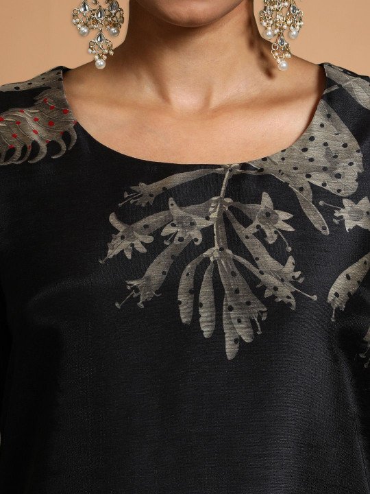 Women Printed Kurta Set
