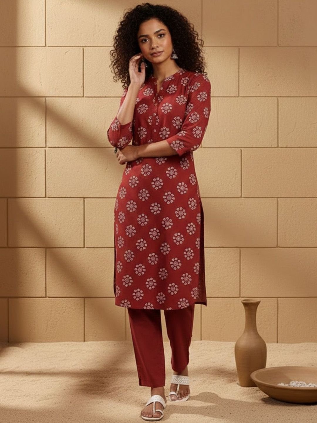 Printed Mandarin Collar Kurta &amp;amp; Trousers