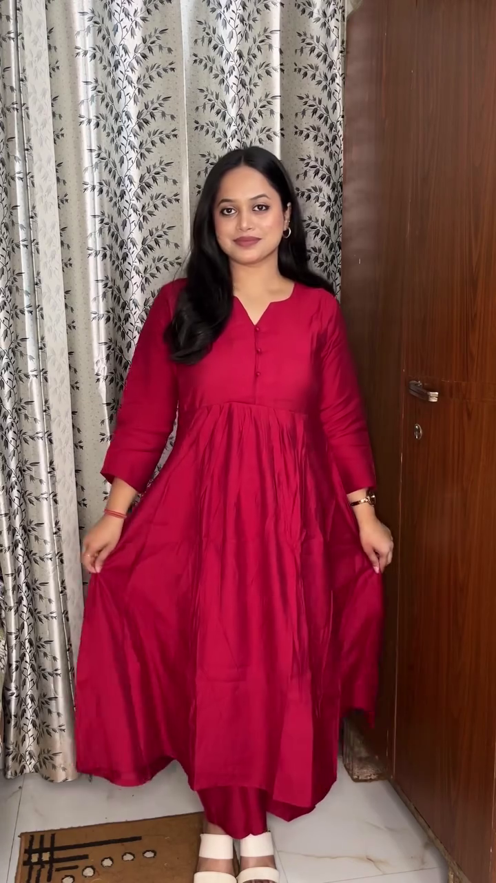 Women Solid Kurta with Trousers