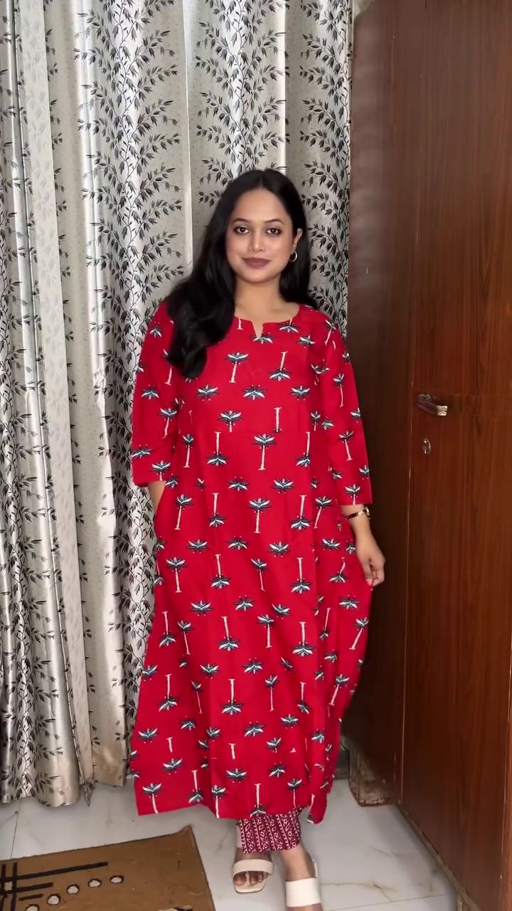 Women Solid Kurta with Trousers