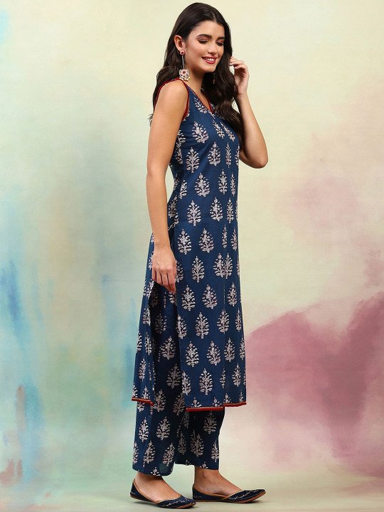 Ethnic Motifs Printed V-Neck Sleeveless Pure Cotton Kurta with Palazzo &amp;amp; Dupatta