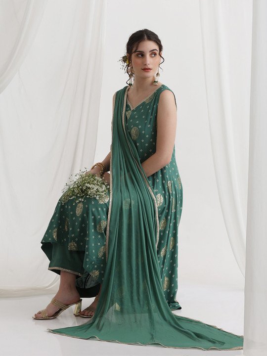 Floral Foil Printed Sweetheart Neck Kurta With Trousers &amp;amp; Dupatta