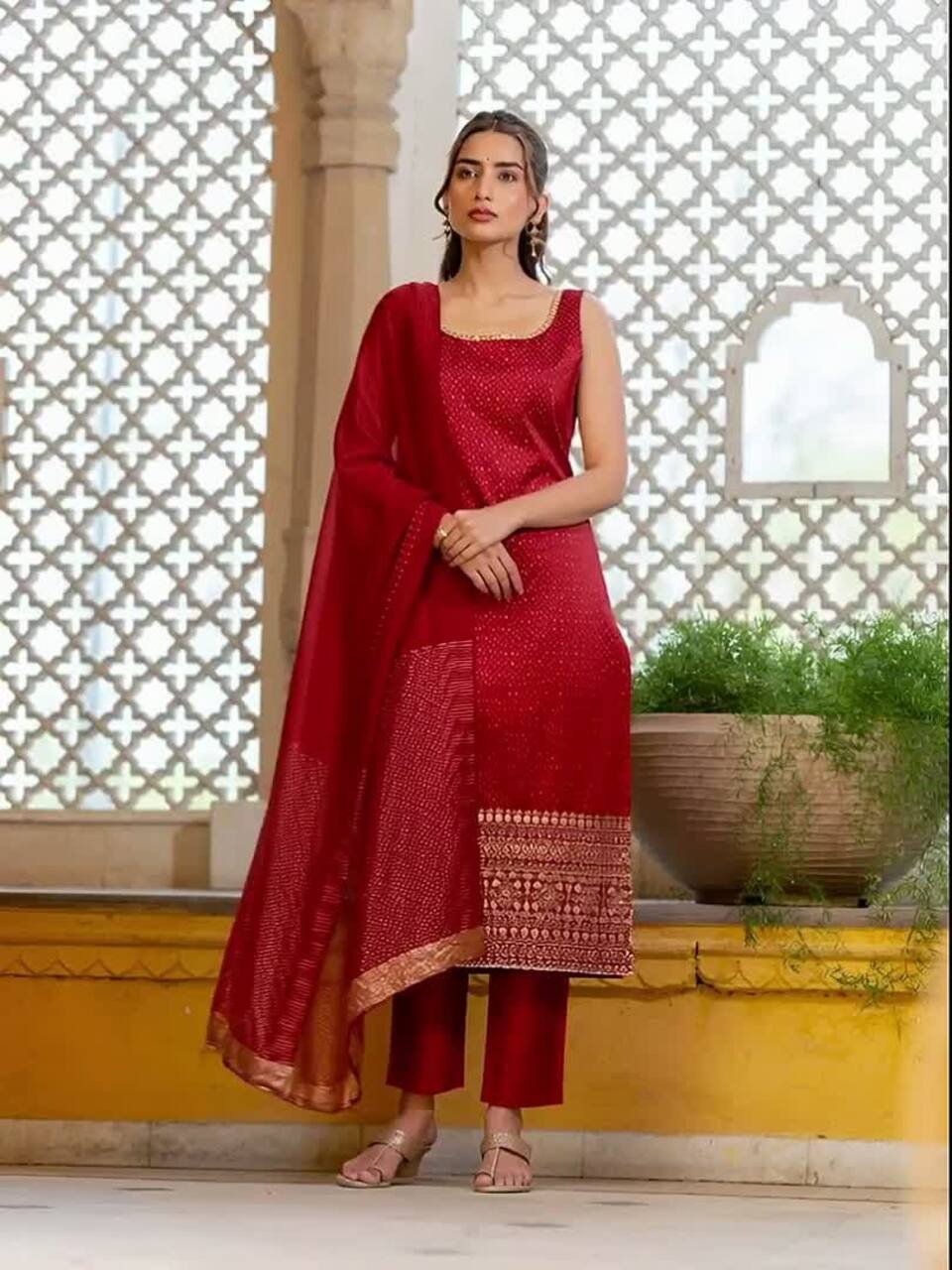 Women Ethnic Motifs Embroidered Square Neck Straight Kurta with Trousers &amp;amp; Dupatta